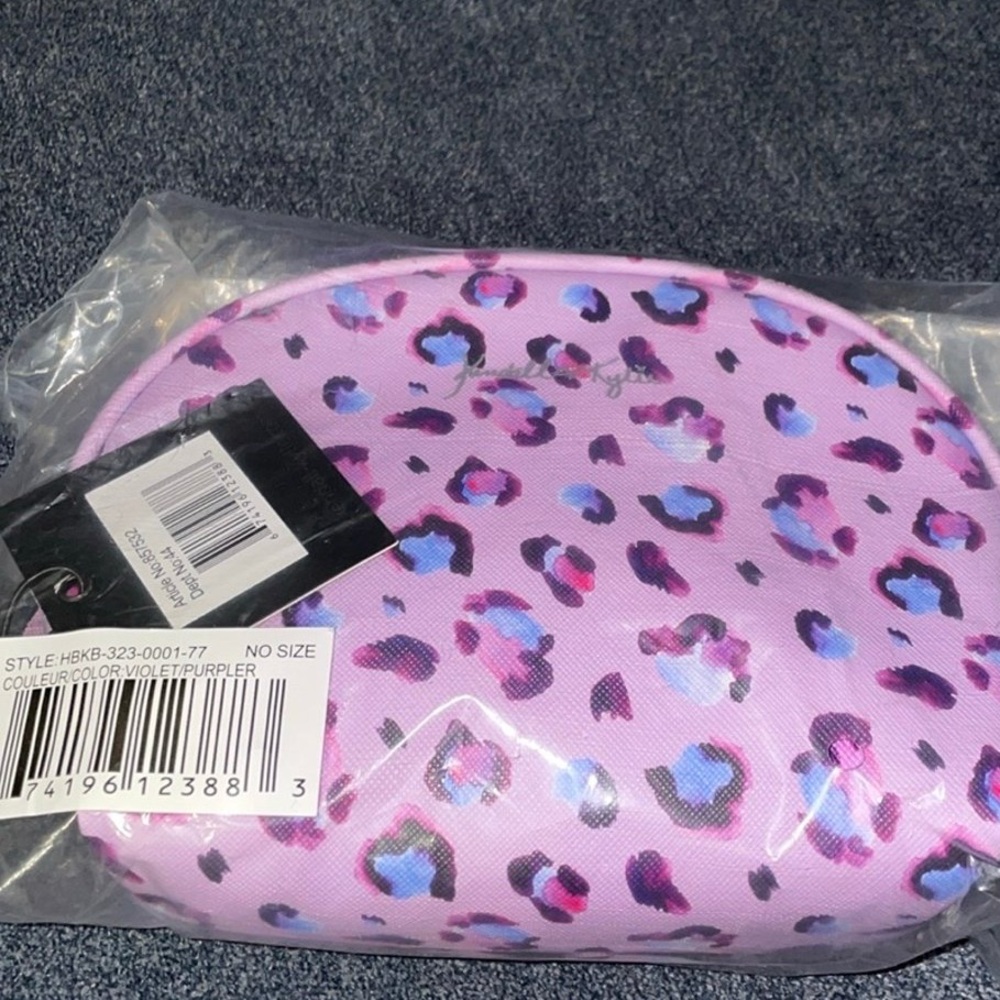 NWT Kendal & Kylie Make Up Bag - Purple Leopard Print